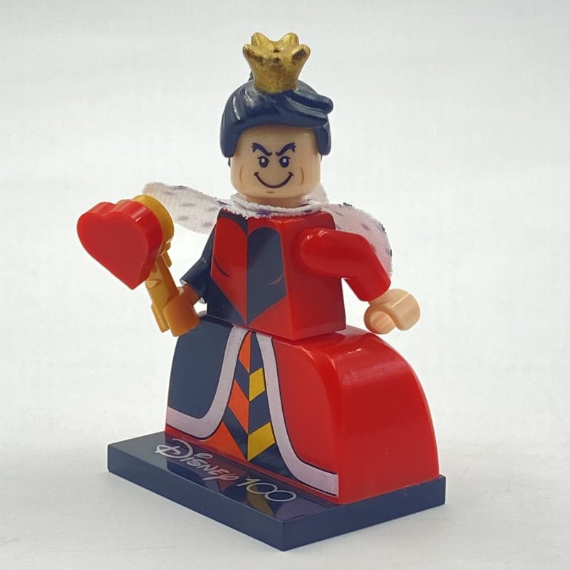 Queen of Hearts Minifigure Building Block